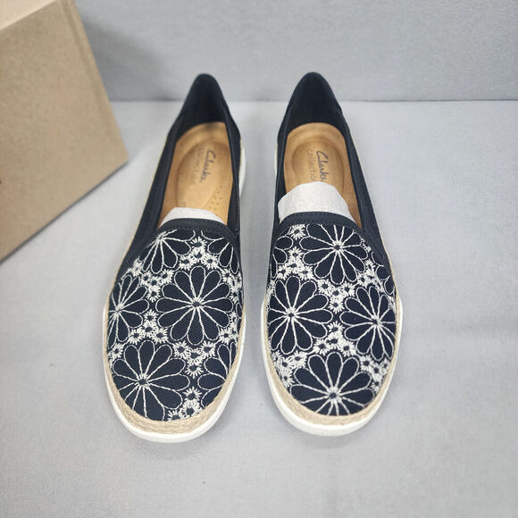 Clark's Elaina Harbor‎ Slip Ons Black Women's Size 9 NIB - Picture 3 of 8